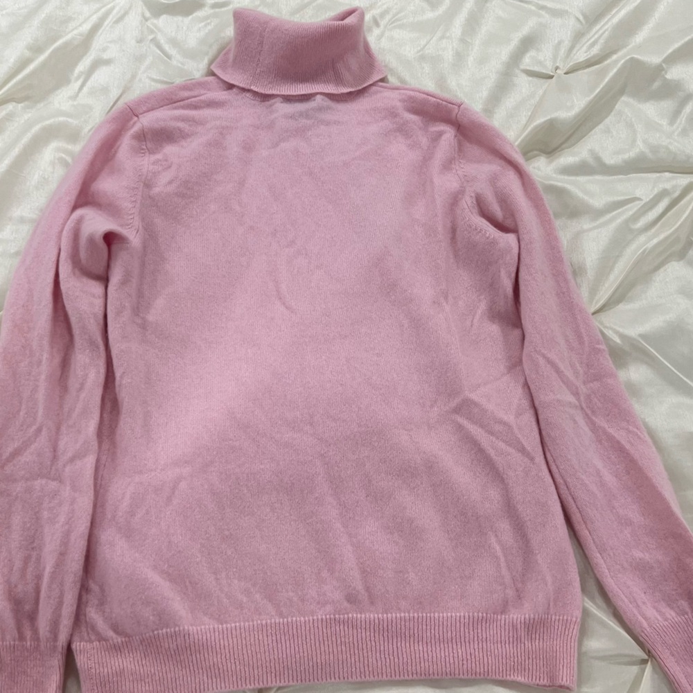 Pink 100% Cashmere Sweater